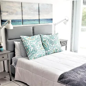 Kasa Ritz At The Lagoon Large Studio 1 Block To Beach At La Concha , San Juan Puerto Rico